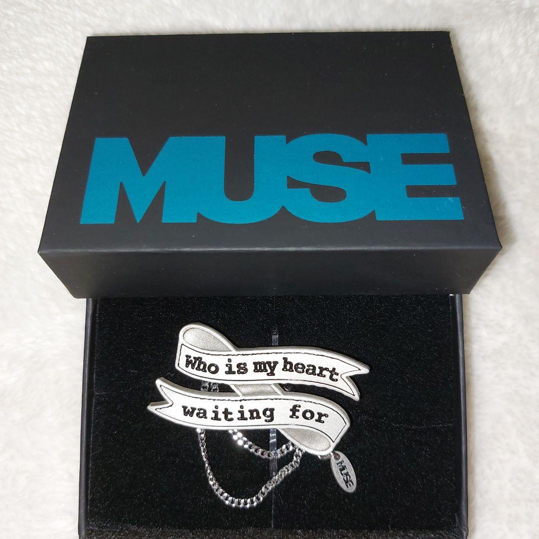 【新品】公式 JIMIN ジミン MUSE タイスカーフ ＆ ピンブローチ