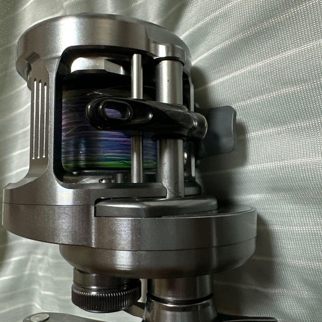 リール SHIMANO CALCUTTA CONQUEST DC 200HG