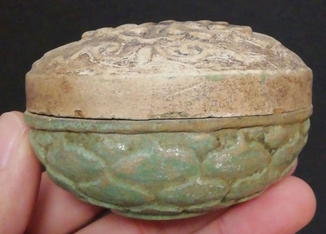 竹世書付　交趾　色絵　牡丹　タイ　香合　共箱　茶道具