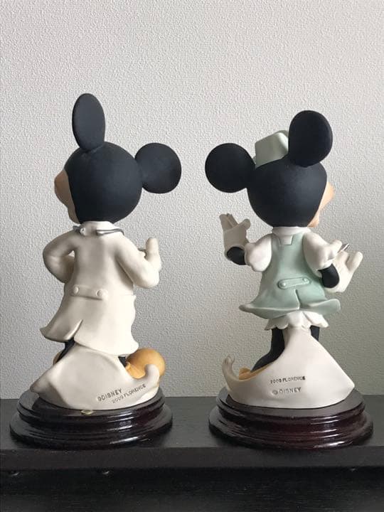 貴重✨ジョゼッペ・アルマーニ作のドクターミッキー&ナースミニー