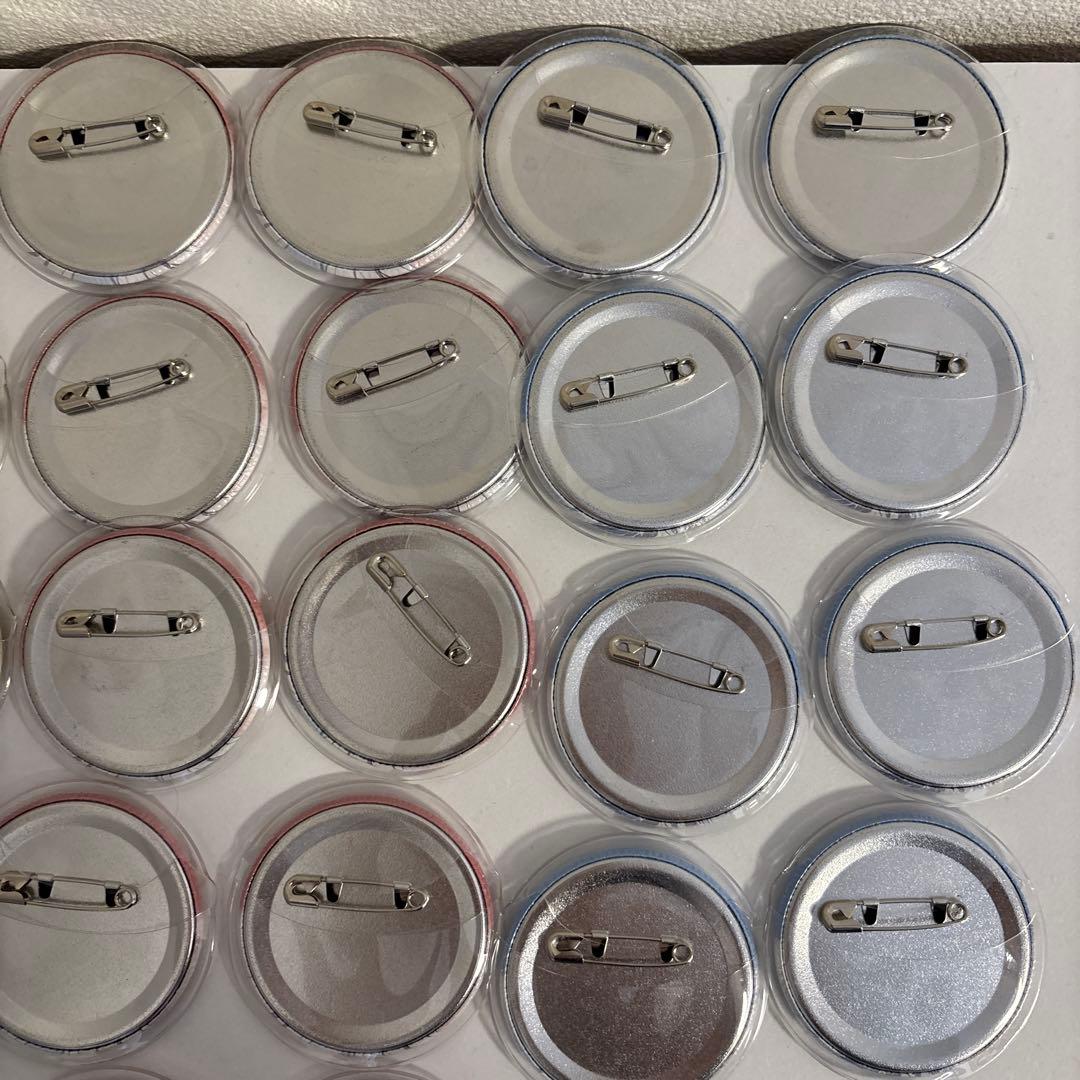 進撃の巨人 ラスアタ 缶バッジ エレン ミカサ アルミン
