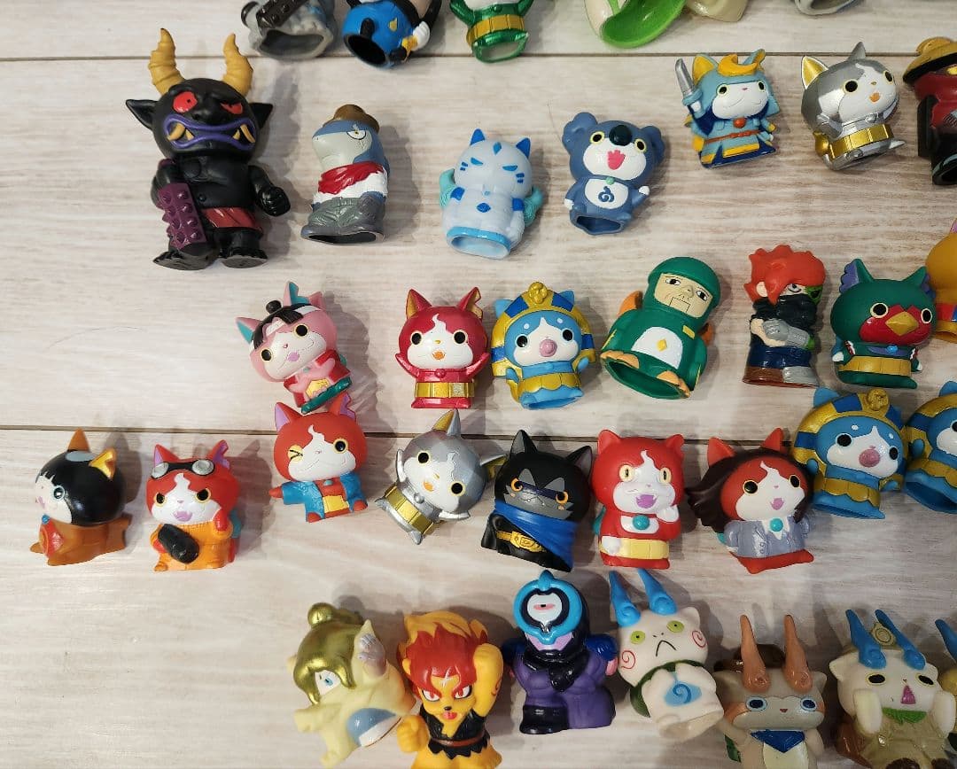 妖怪ウォッチ　指人形　ソフビ　まとめ売り　83体　エンマ　ぬらりひょん　カイラ