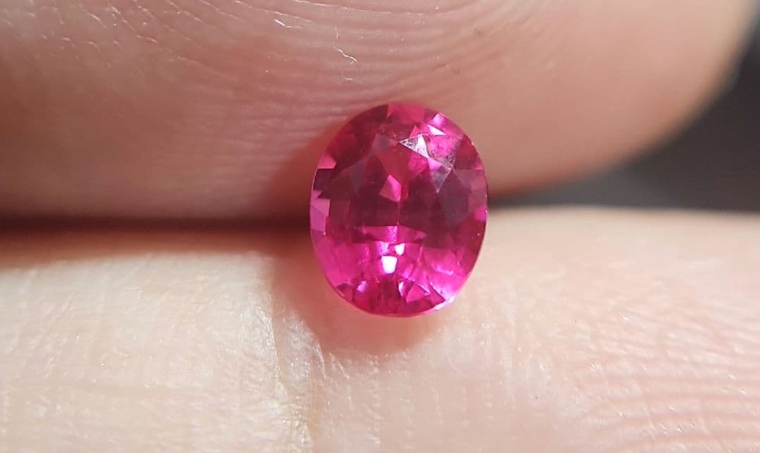 高品質！天然アヤナスピネル 0.549ct