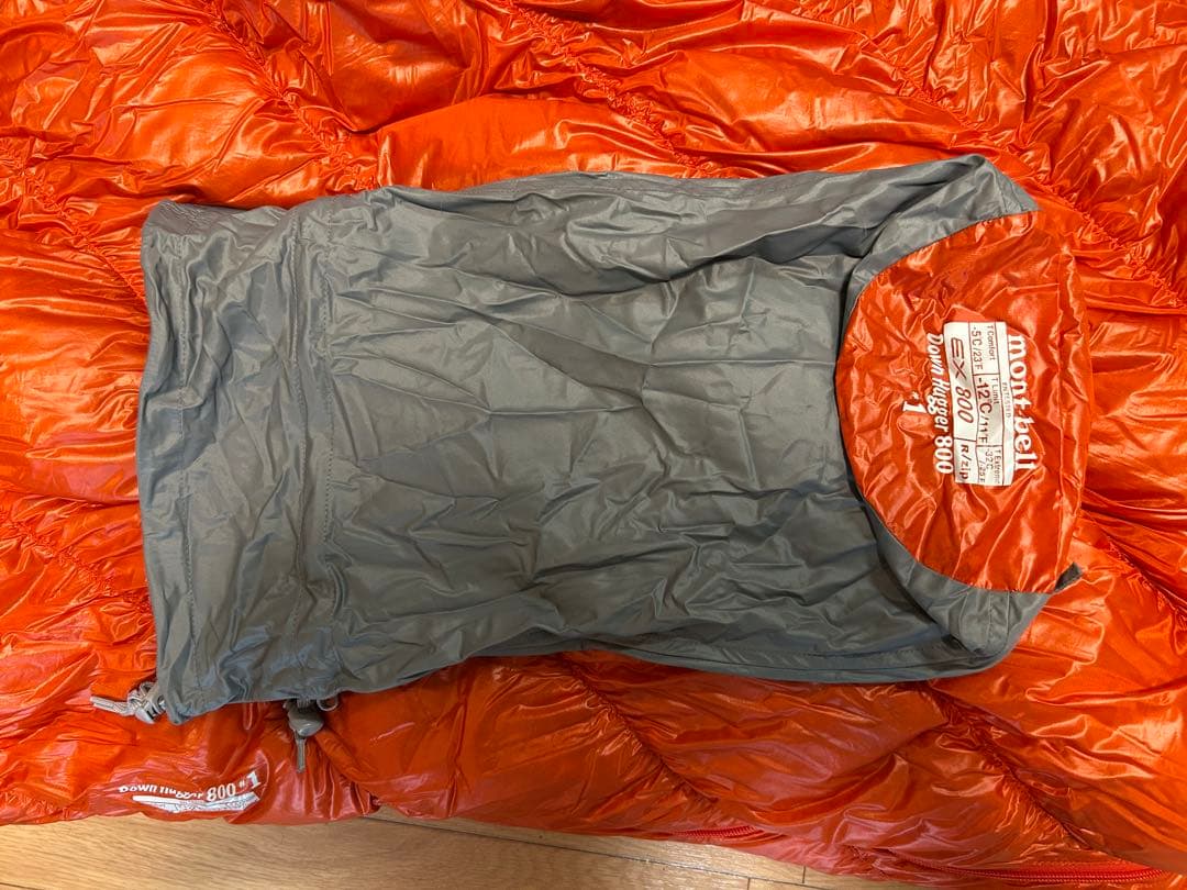 ダウンハガー 800 #1 R/zip モンベル tbh
