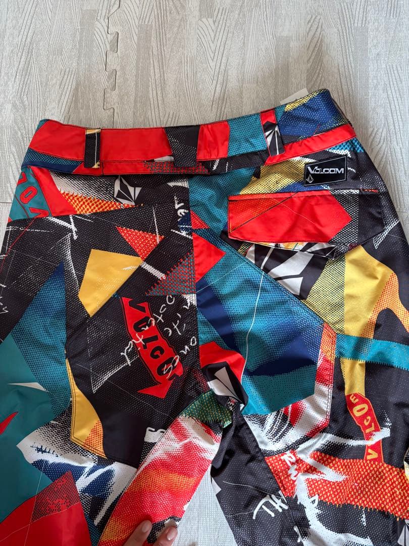 VOLCOM スノーボードウェア Lサイズ マルチカラー