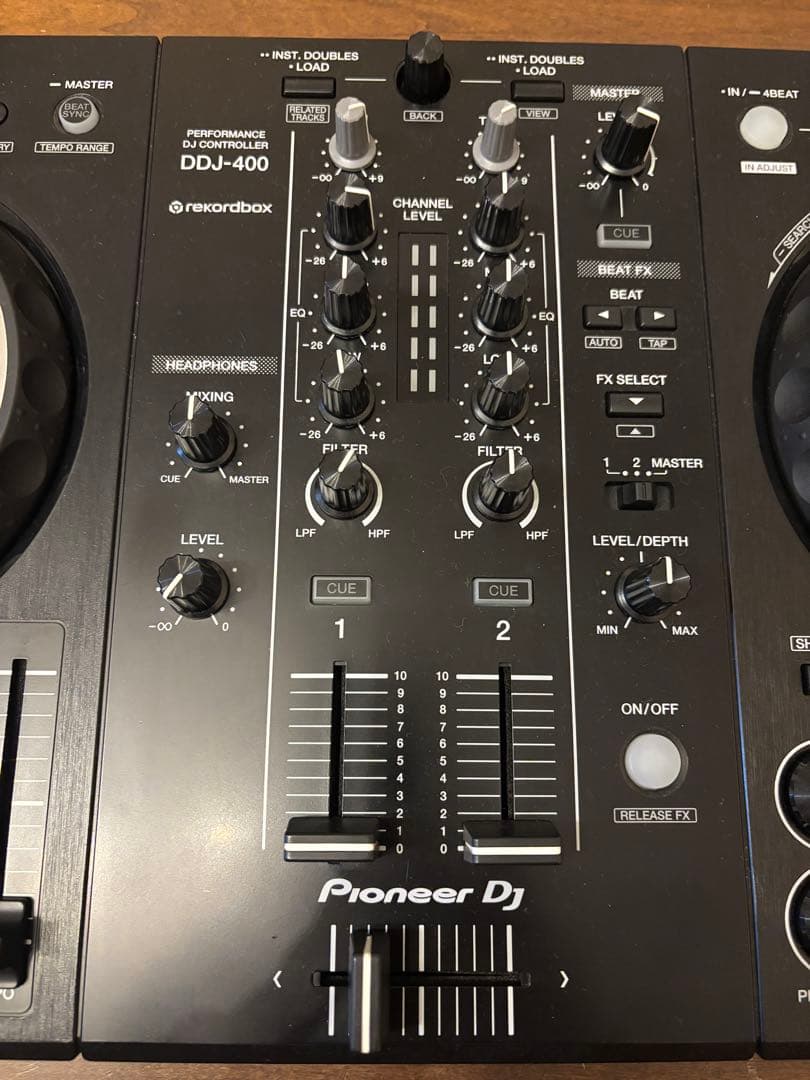 Pioneer DDJ-400 コントローラー