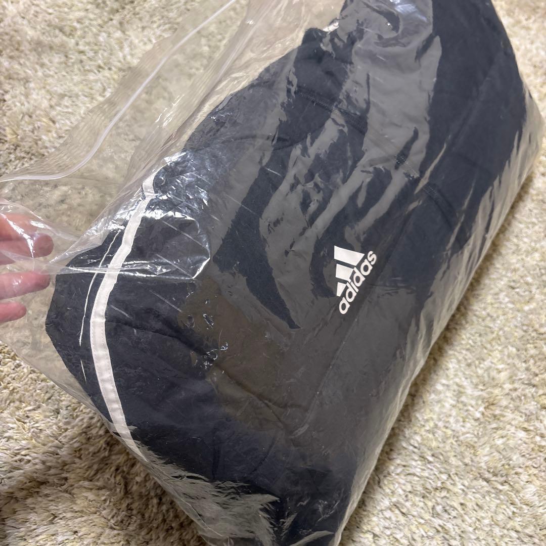 新品　アディダス　ロングダウンコート　2XO AA6885 ダウン　ベンチコート