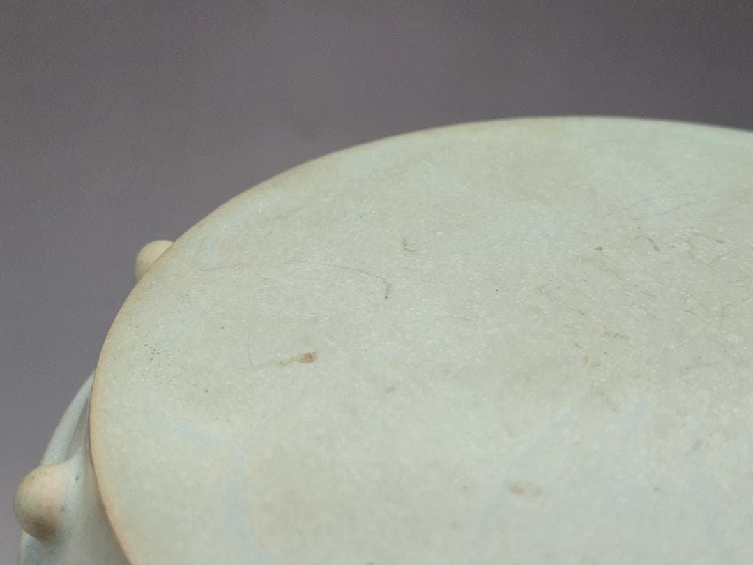 青釉 陽刻花紋 置物 時代唐物 高さ約21.7cm