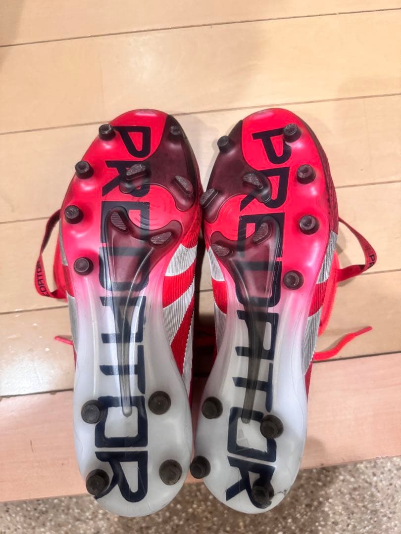 アディダス プレデター エリート FT AGモデル