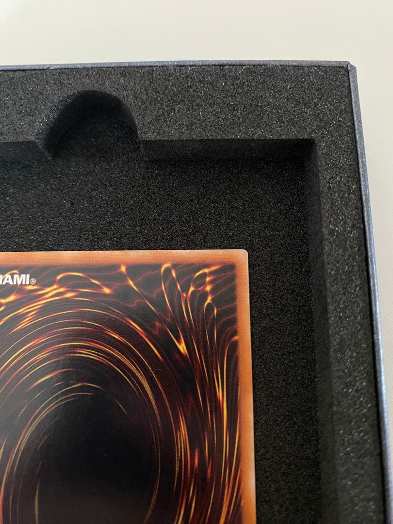 遊戯王　極美品　3期　バスターブレイダー　レリーフ　アルティメットレア　2つ目