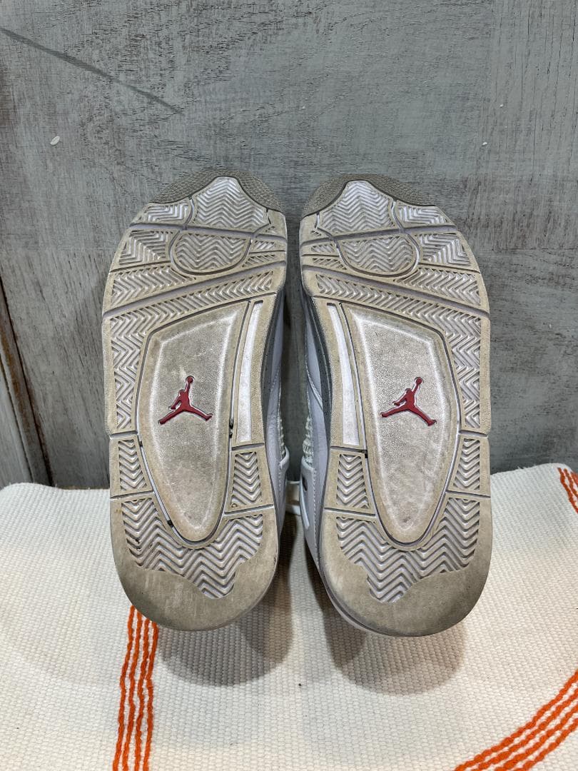 NIKE ナイキ エアジョーダン4 レトロ / テックホワイト