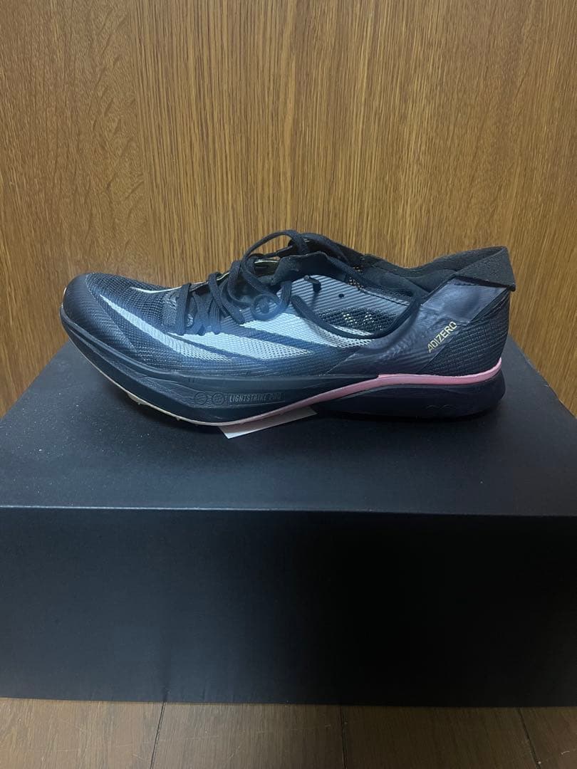 adizero アバンチ　24.0