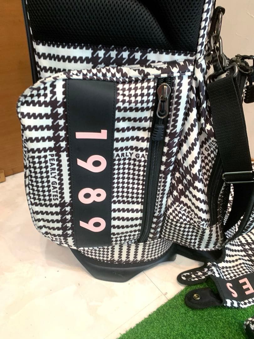 希少　正規品　完売　パーリーゲイツ　スタンド　キャディバッグ　ヘッドカバーセット