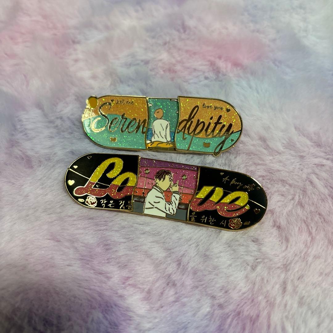 BTS ピンバッジ