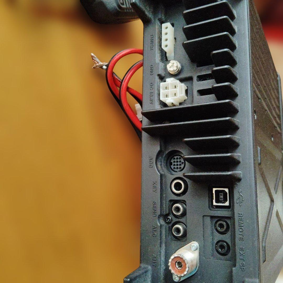 Icom IC-7200 m 50w/HF/50MHzトランシーバー