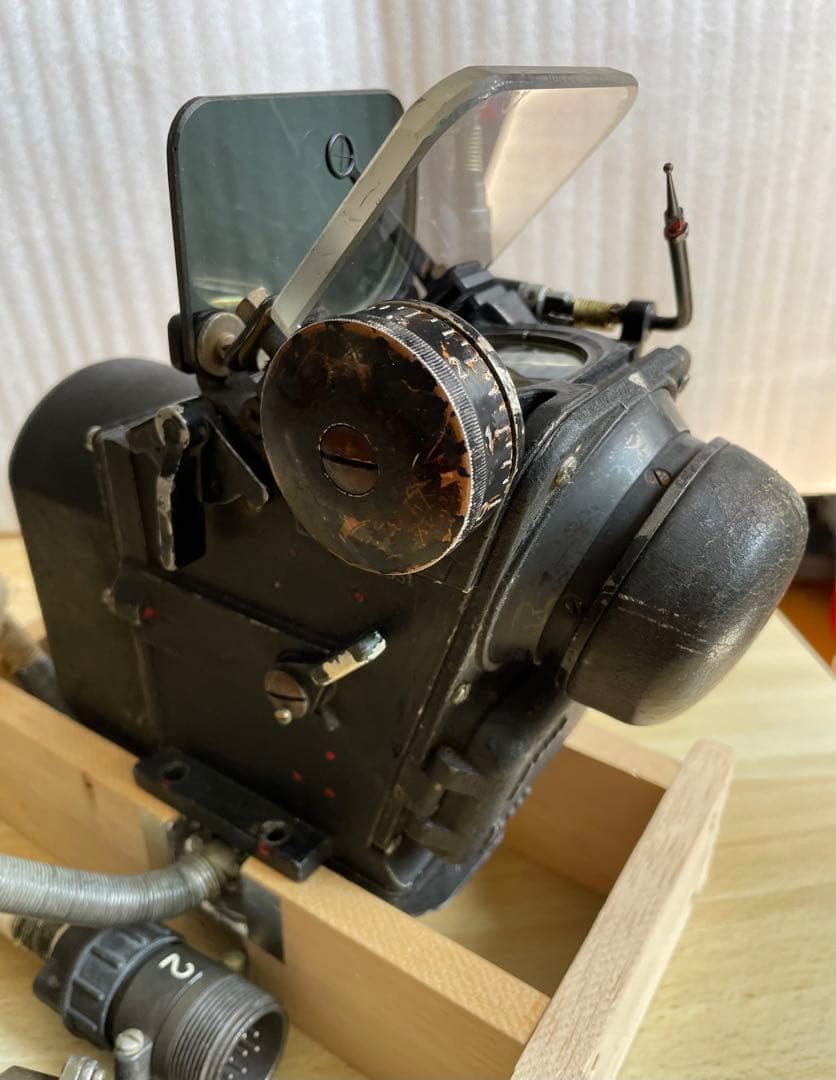 希少　美品　ソ連軍 MiG15/MiG17戦闘機 光学式照準器 ソ連製