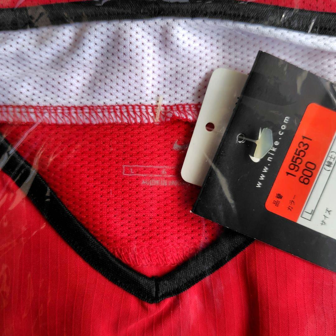 貴重【新品未開封】浦和レッズ 2005 ユニフォーム、長谷部誠 直筆サイン入り