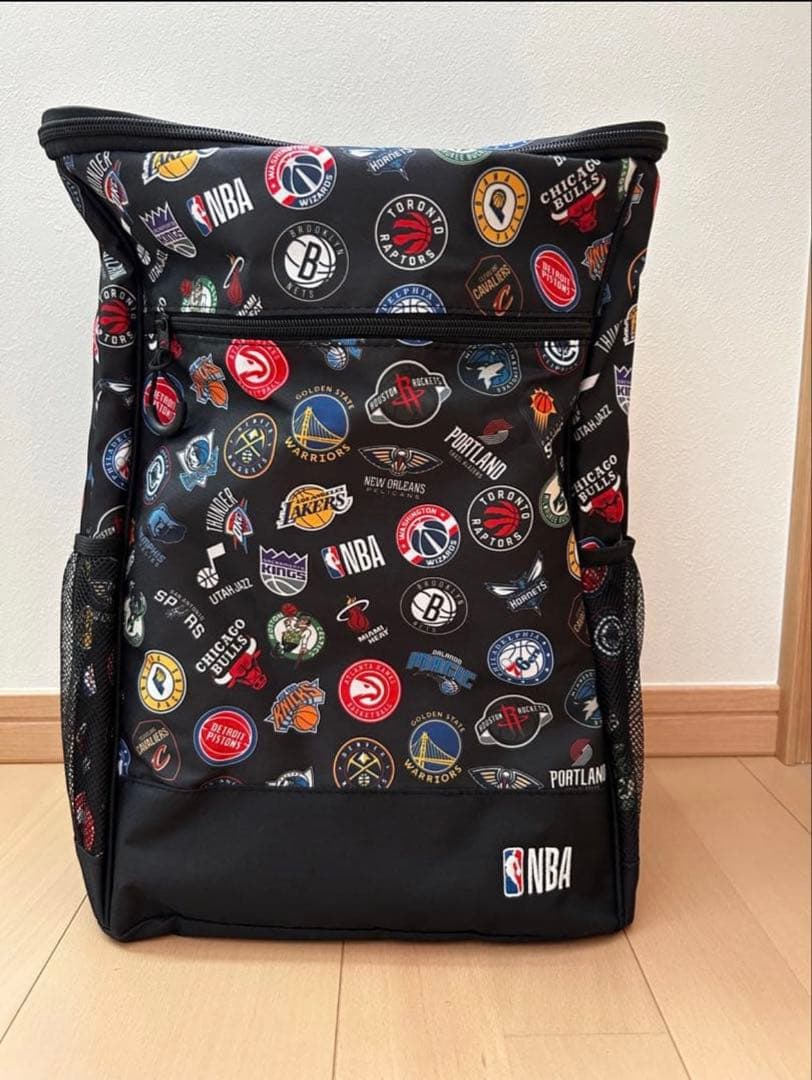 NBAロゴ入りリュック