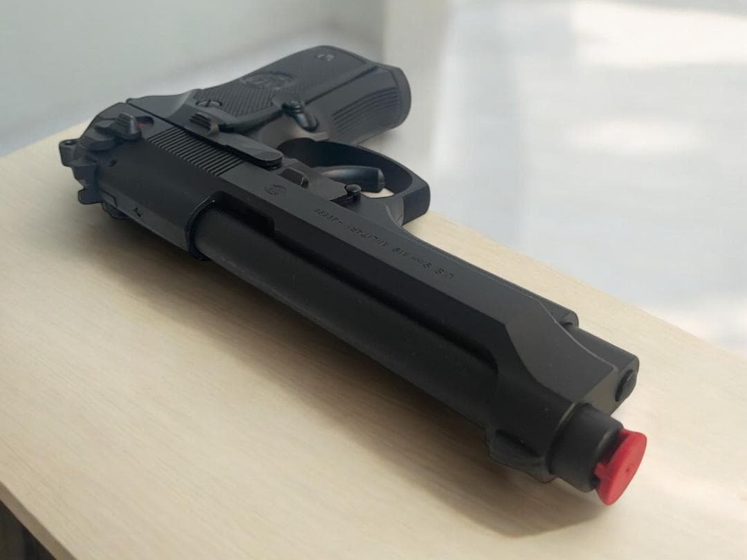 ●MARUI ●M92F ベレッタ ミリタリーモデル ●ガスブローバックガン