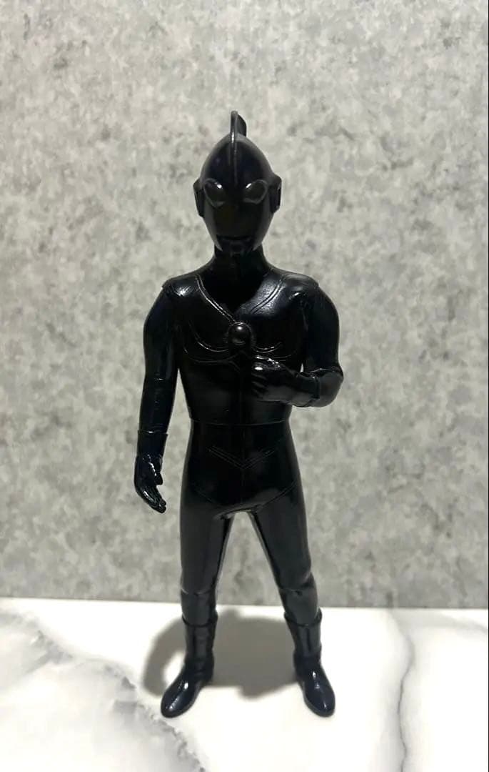 【500個限定】CCP DIVEウルトラマンシリーズブラックフィギュア７体セット