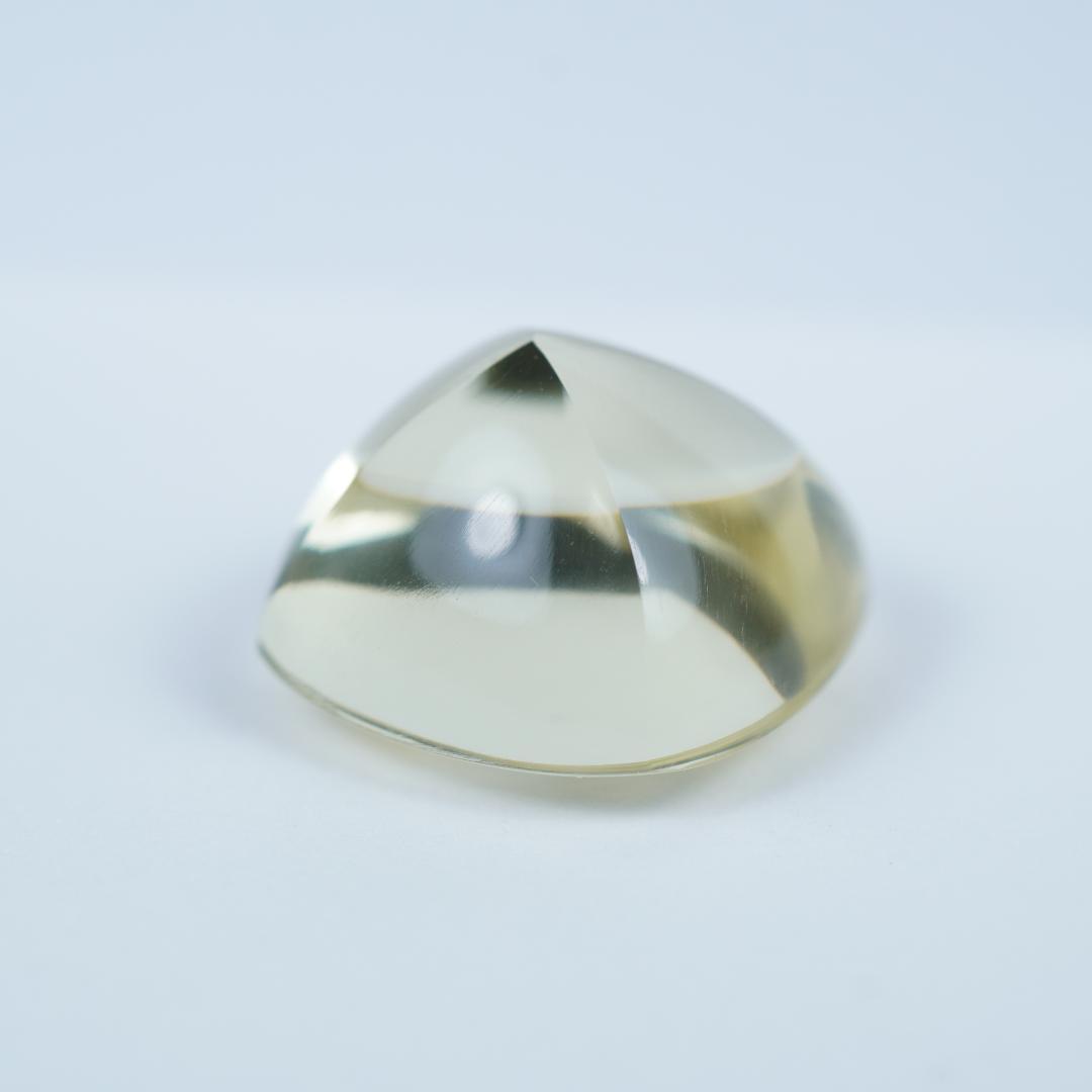 サニディン　シュガーローフカット