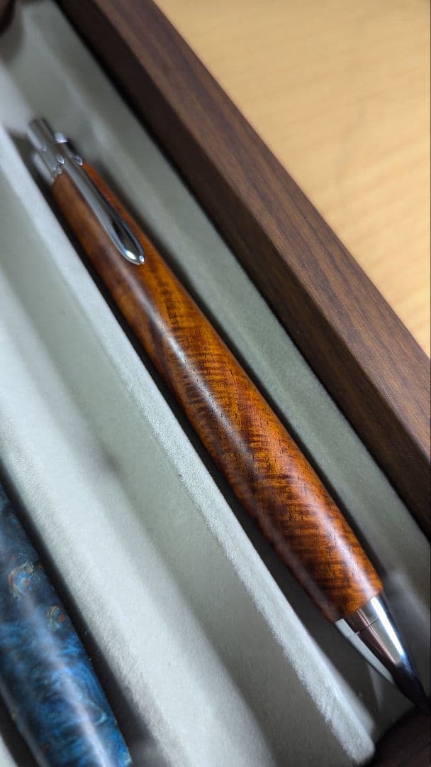 609極上　サイアミーズローズウッド　シアメース　マイクロカーリー　木軸ペン