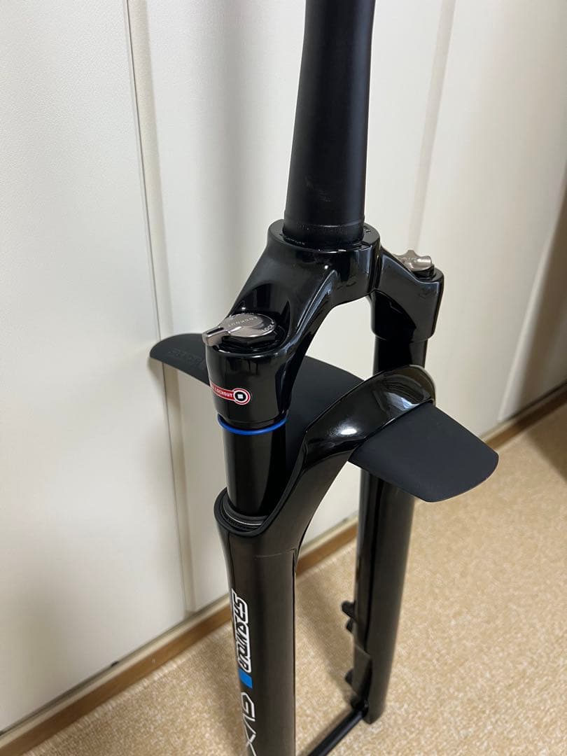 SR SUNTOUR サンツアー GVX32-S φ12X100 700C