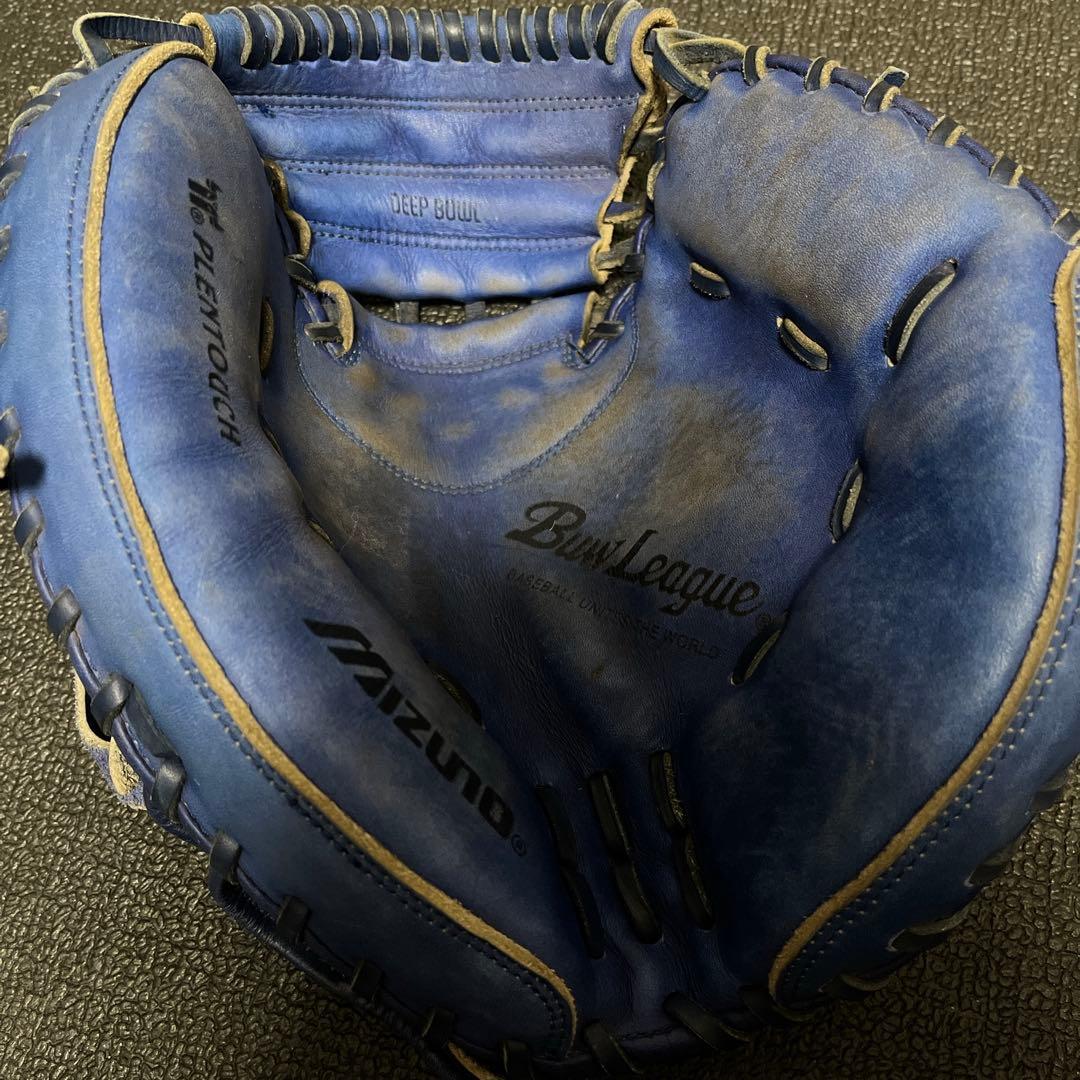 軟式グローブ 青 キャッチャーミット 大人用 100 紐の切れ革の破れ無し