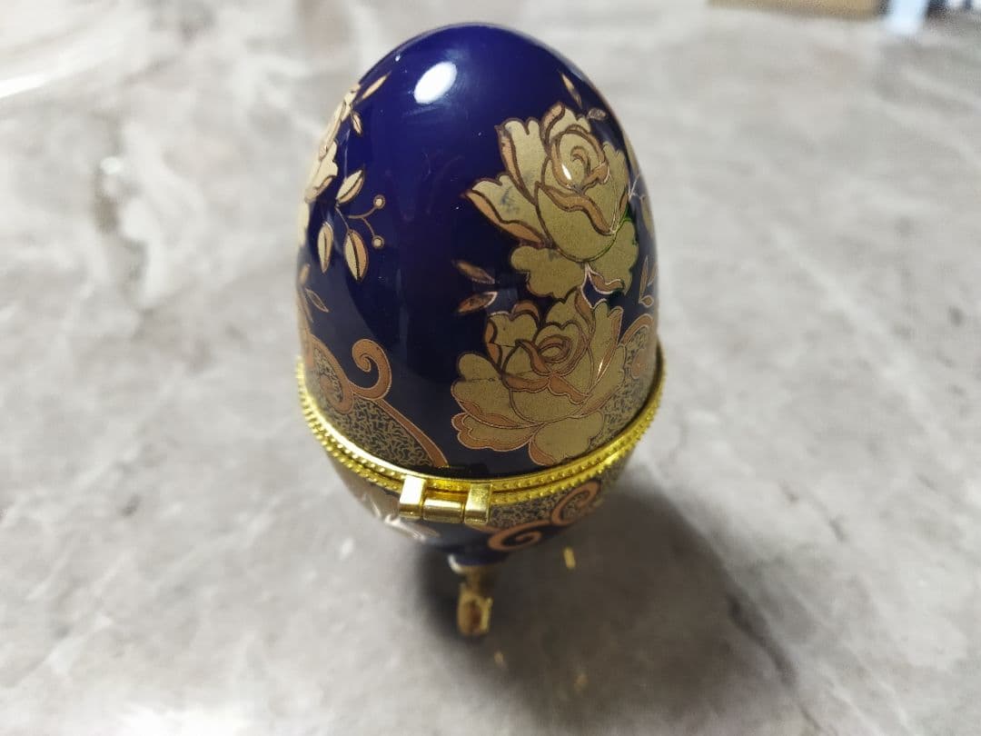 濃紺の金色バラ模様香合