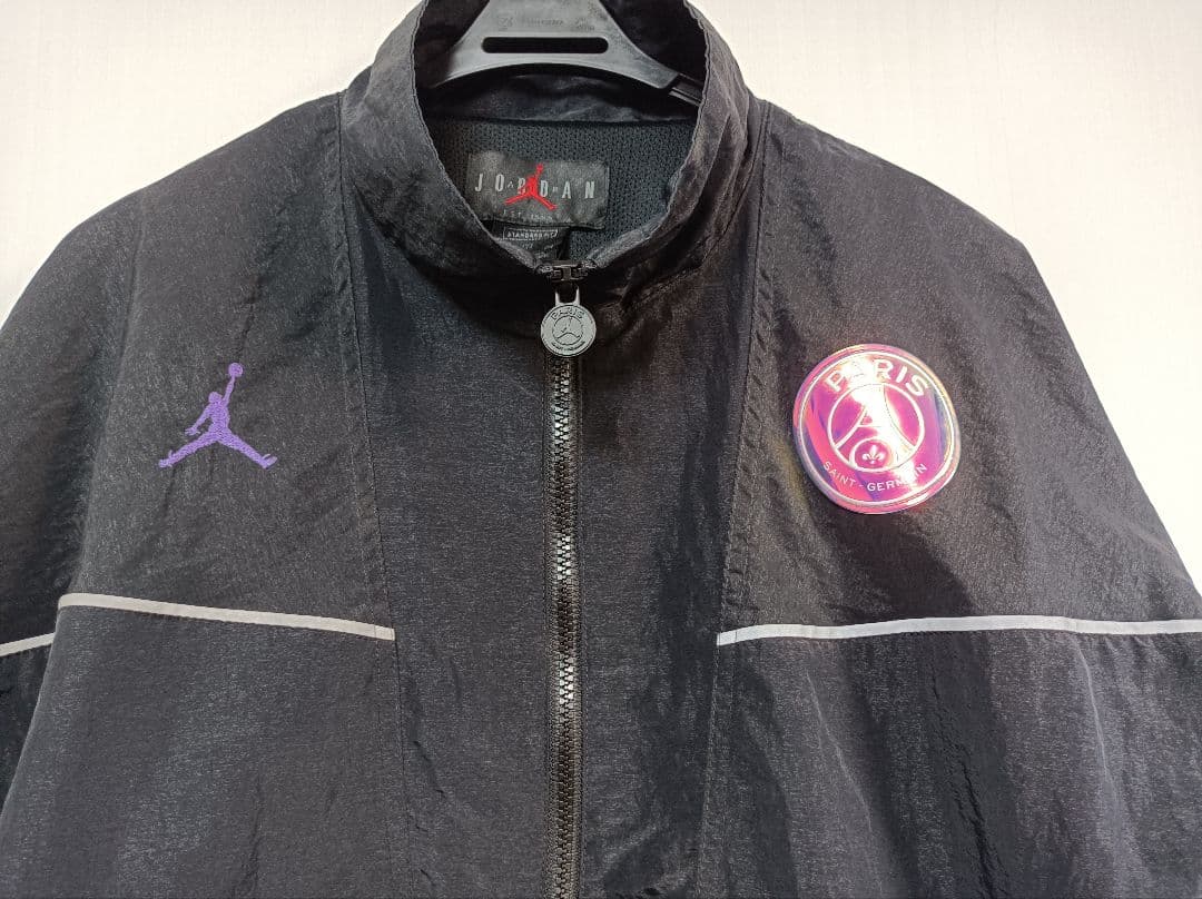 Jordan Paris Saint-Germain ウィンドブレーカー