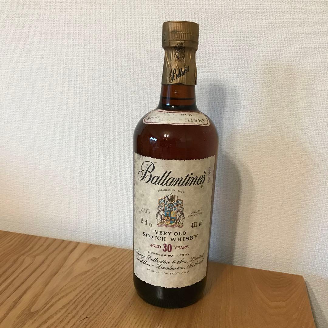 バランタイン30年ウイスキー