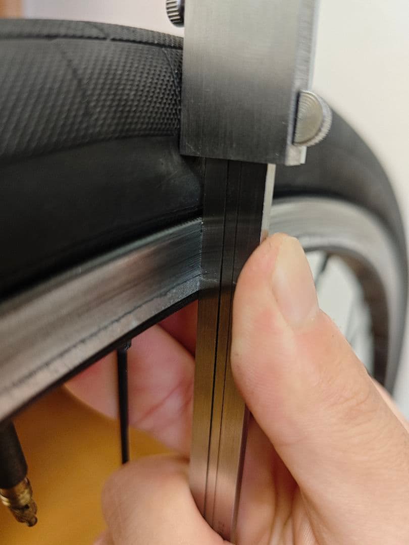 white industries ハブ　700cホイール前後セット