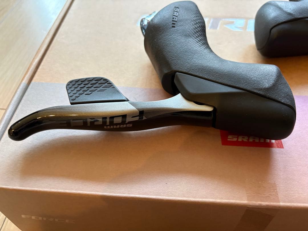 sramフォースeTAP AXS D1 シフトレバー ブレーキキャリパー スラム