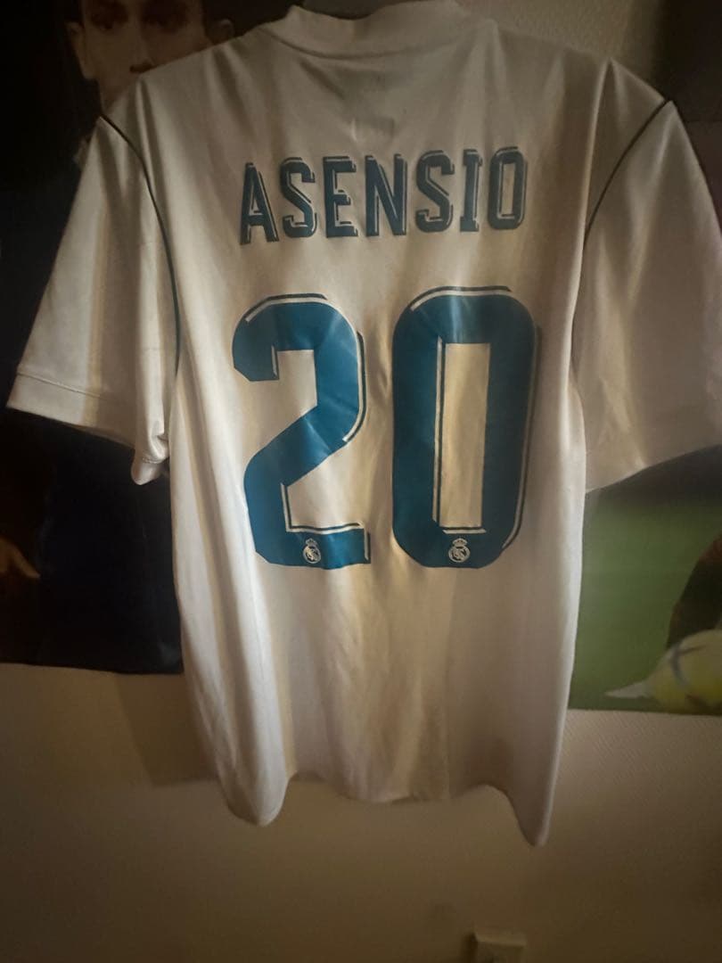 Real Madrid ASENSIO 20番シャツ　Lサイズ