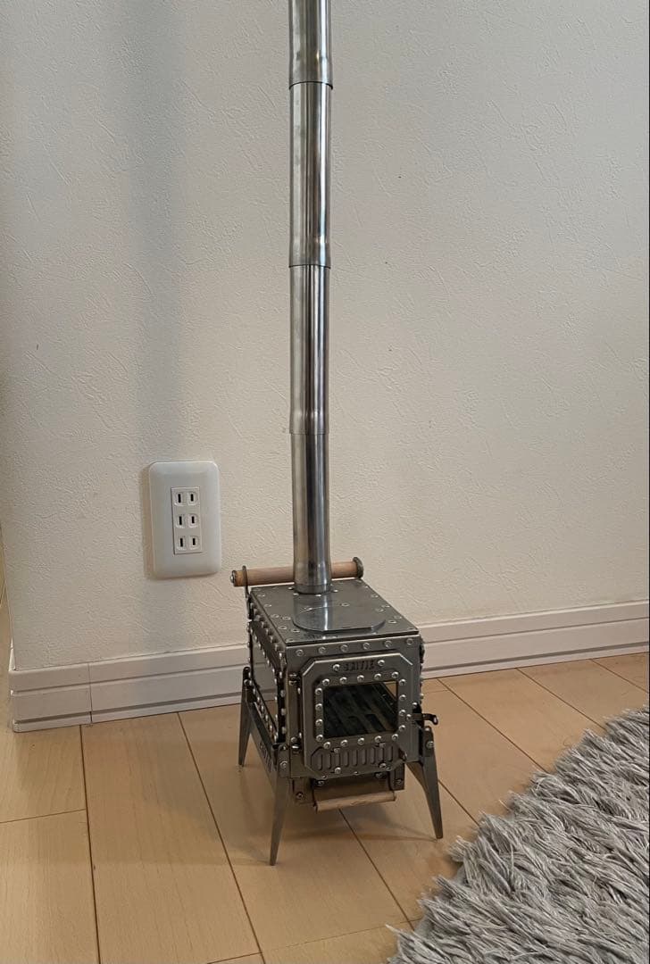 SHITIE 窓付き薪ストーブ ミニ薪ストーブ　マクアケMakuake新品未使用