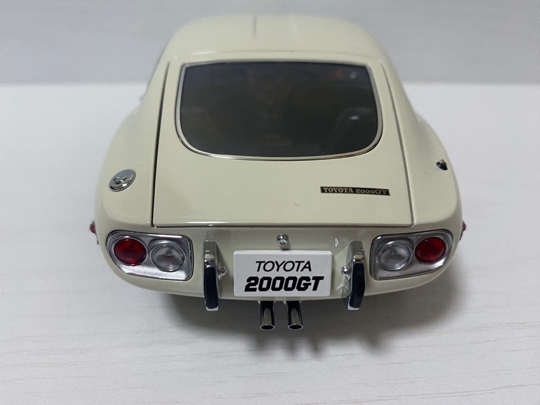 1/18 オートアート TOYOTA 2000GT ワイヤースポークホイール