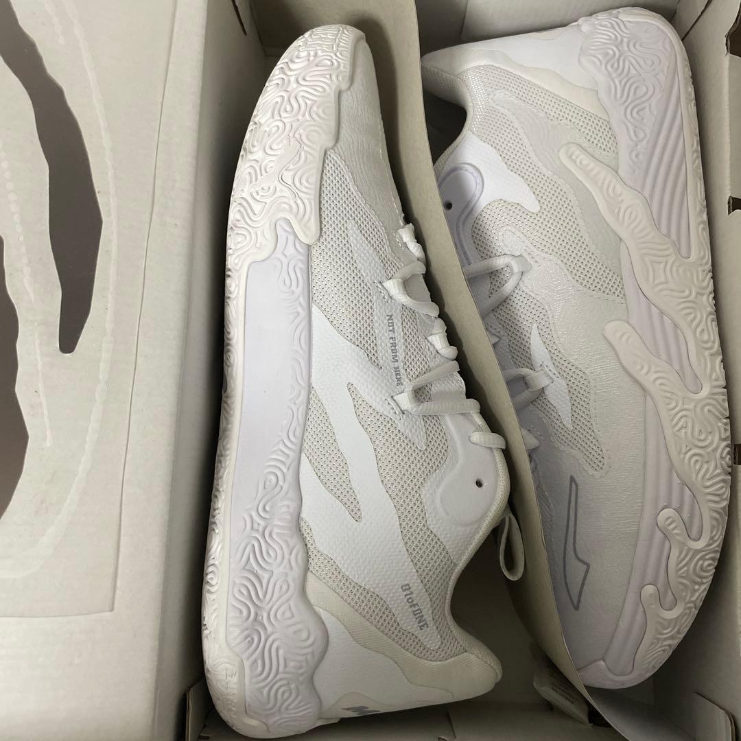 新品未使用 海外限定色 PUMA MB.03 Lo ラメロ kobe コービー