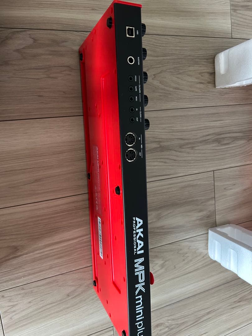 AKAI MPK mini plus キーボード