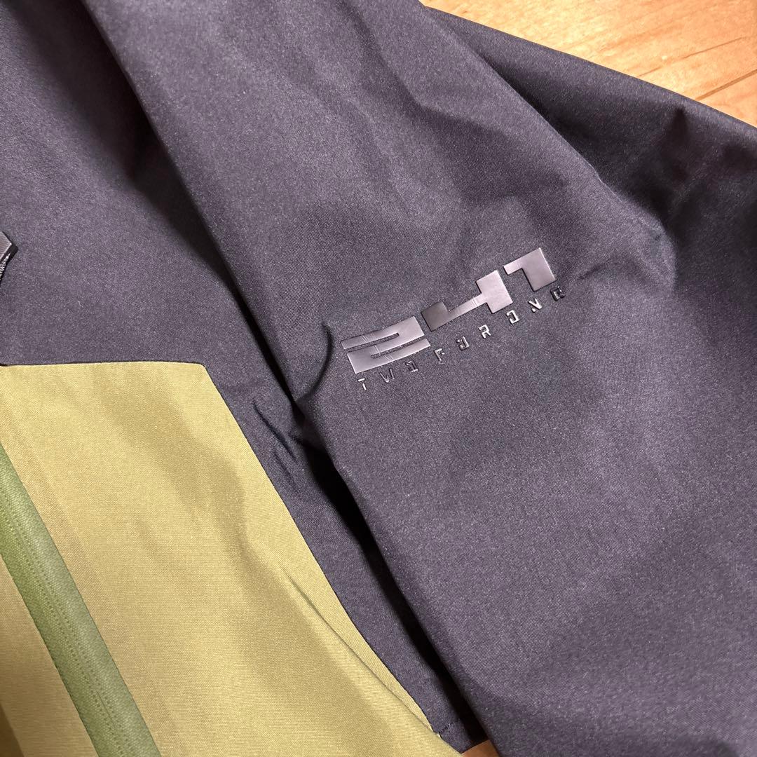 未使用　241 スノーボードJACKET GORE-TEX L