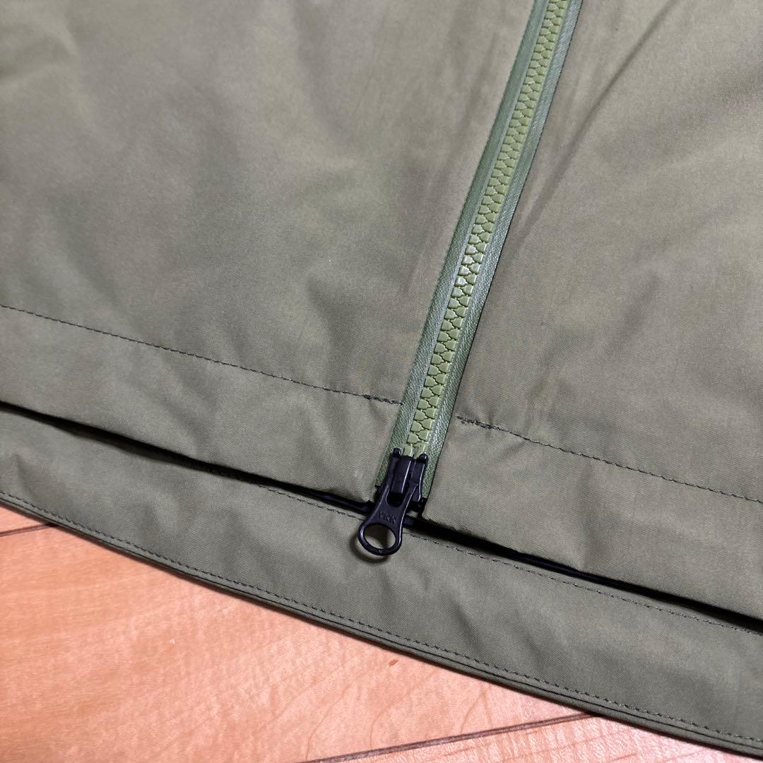 未使用　241 スノーボードJACKET GORE-TEX L