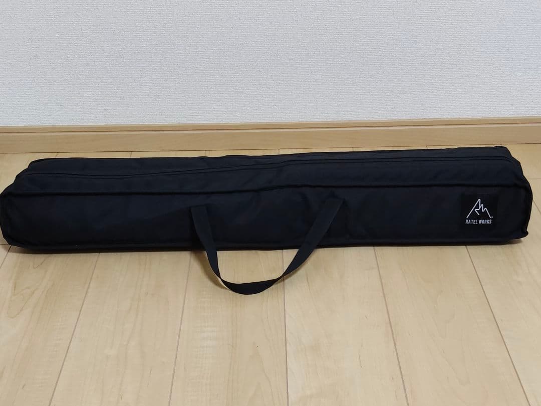 ラーテルワークス　ウッドパネルテーブル