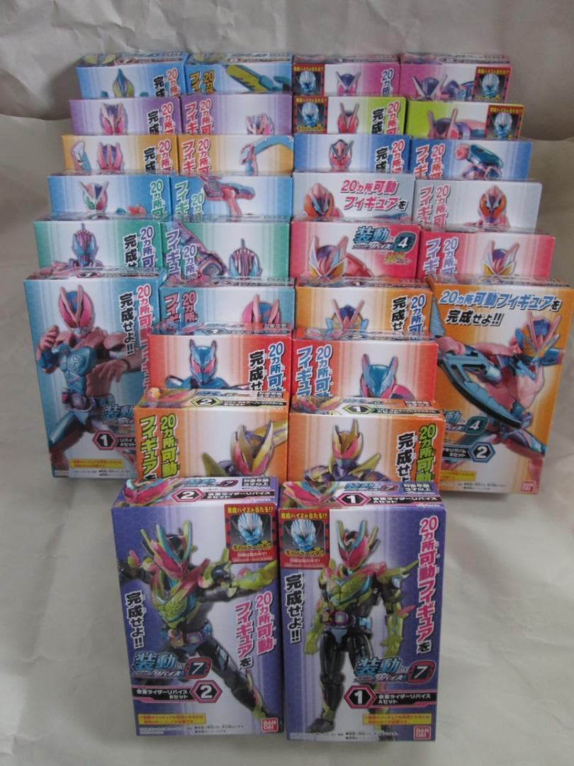 新品未開封　装動　仮面ライダー　ギーツ ジーン Xギーツ リバイ バイス セット