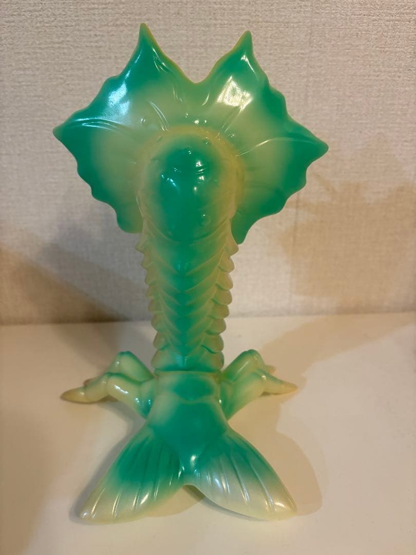 M1号 ビラ星人　蓄光ソフビ　サンプル　NG品