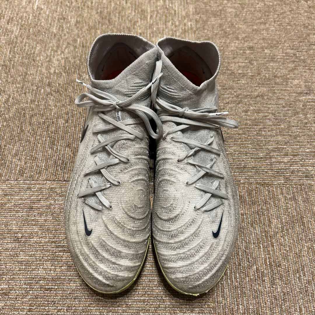 NIKEファントムルナ27.0cm