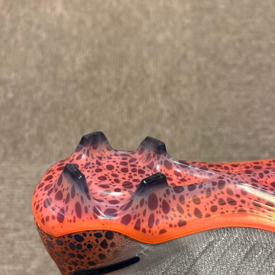 NIKEファントムルナ27.0cm