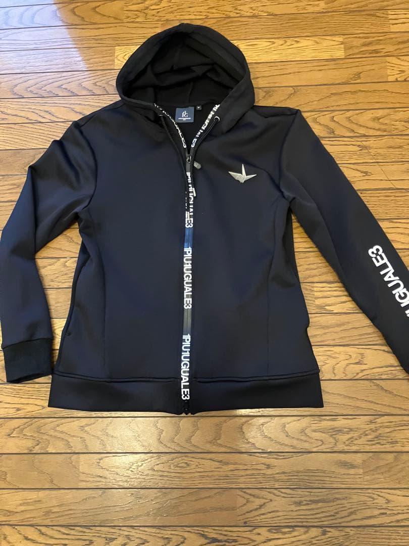 黒*郎様 1PIU1UGUALE3GOLFロゴジップパーカージャージ黒