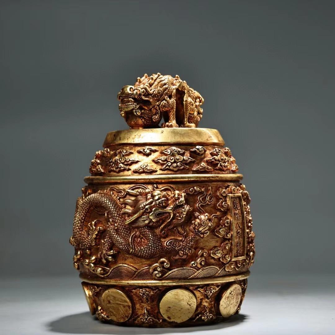 中国古美術・旧蔵鎏金盘龍龍頭付きの鐘・純銅細密彫・純手作り・高浮彫・置物・漆箱付