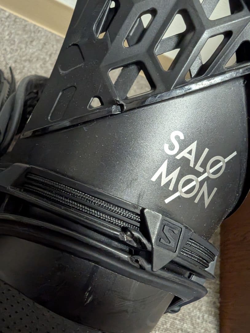 SALOMON ハイランダー スノーボードビンディング ブラック