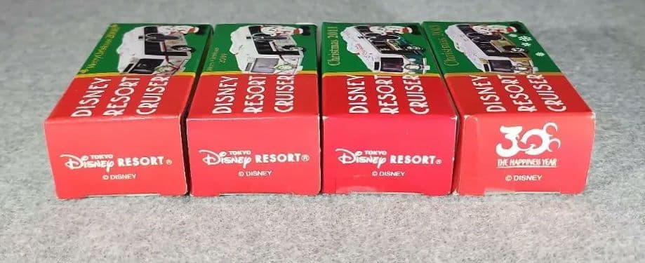 トミカ ディズニークリスマスリゾートクルーザー