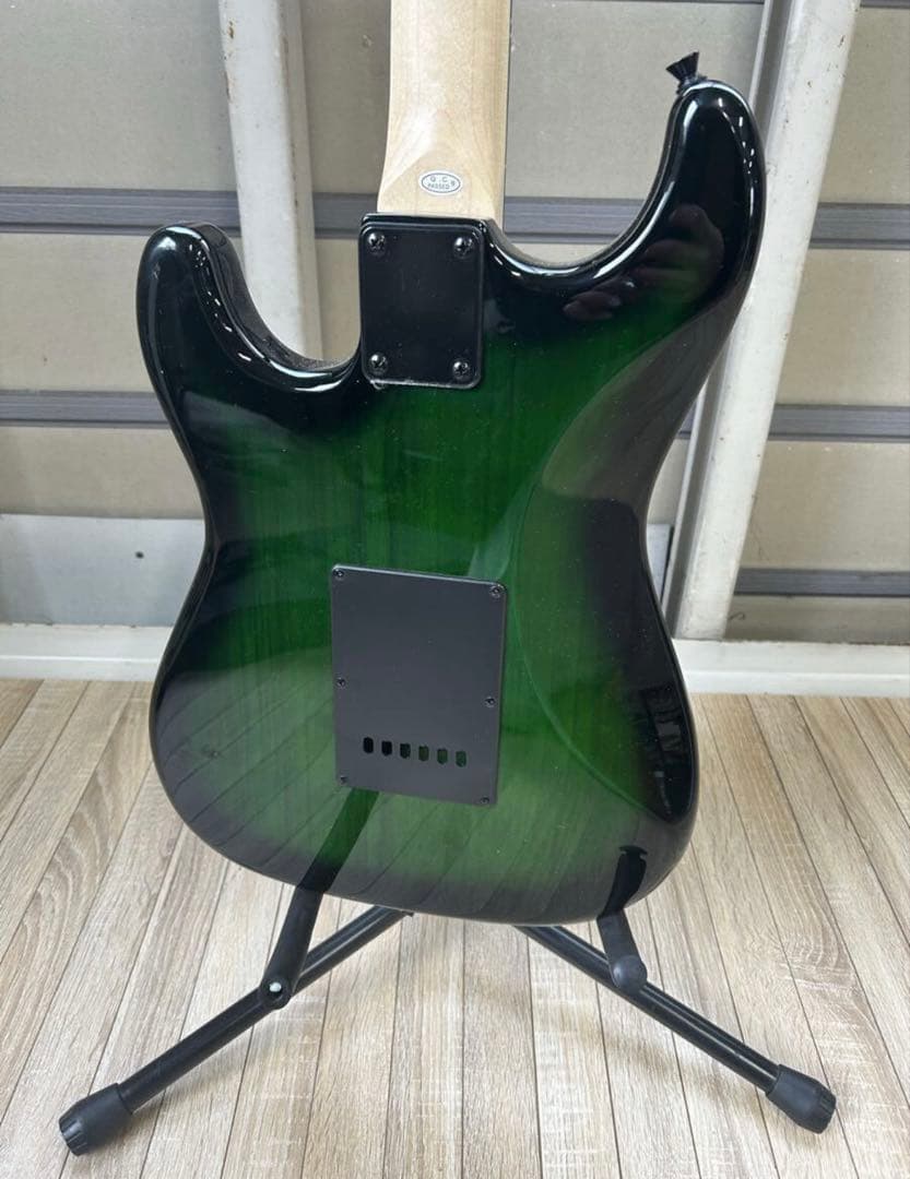 ♦︎⑥SELDER セルダー ストラトキャスター エレキギター サンバーストカラー